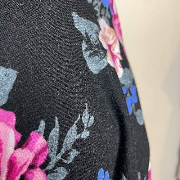 Torrid Women’s Mini Studio Luxe Floral Printed Ponte Knit Mini Dress Size 1X - Picture 9 of 13